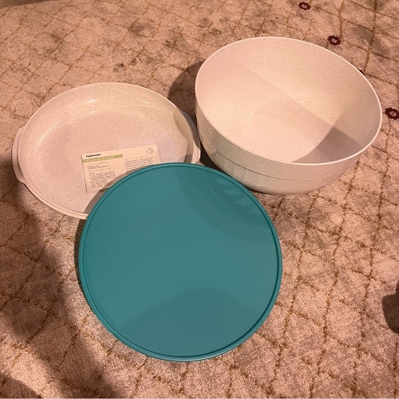 Tupperware Preludio Serving Bowl Speckled Domed Cover + Lid - Picture 1 of 9